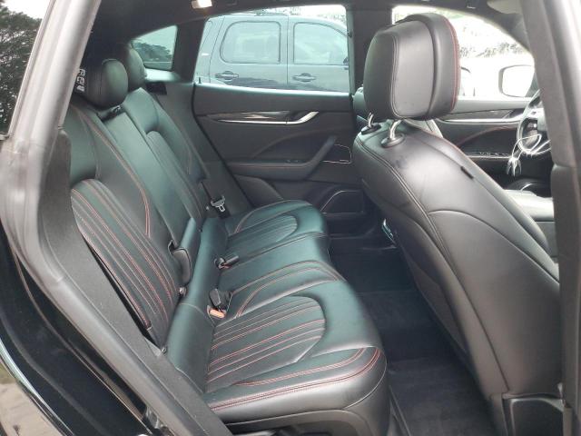 Photo 11 from auction – 2017 MASERATI LEVANTE SP with VIN ZN661XUS7HX221852