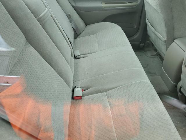 Photo 10 from auction – 2002 TOYOTA CAMRY LE with VIN 4T1BE32K32U502258