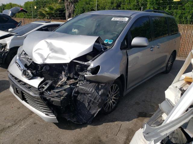 TOYOTA SIENNA XLE 2018 with VIN 5TDYZ3DC4JS929430 - Photo from auction