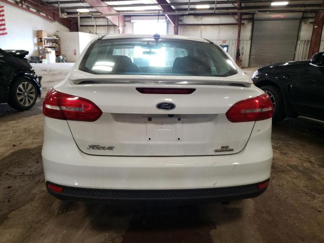 Photo 6 from auction – 2015 FORD FOCUS SE with VIN 1FADP3F24FL320166