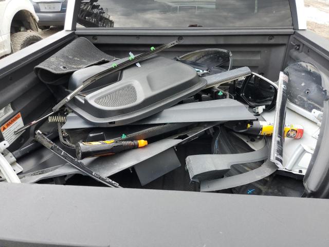 Photo 12 from auction – 2019 HONDA RIDGELINE with VIN 5FPYK3F19KB047022