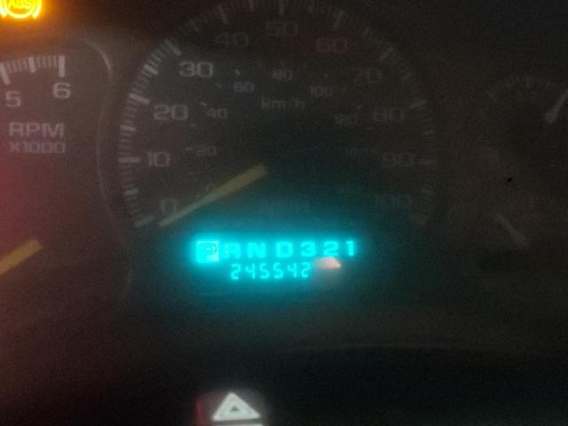 Photo 9 from auction – 2000 CHEVROLET SILVERADO with VIN 1GCGK29U0YE283444