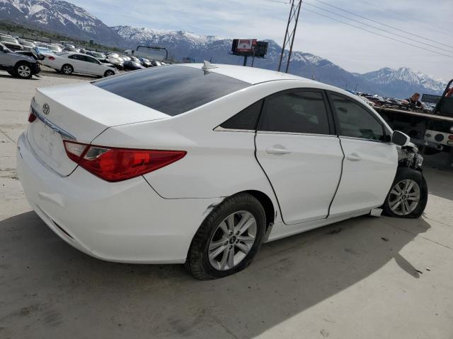Photo 3 from auction – 2013 HYUNDAI SONATA GLS with VIN 5NPEB4AC0DH804789