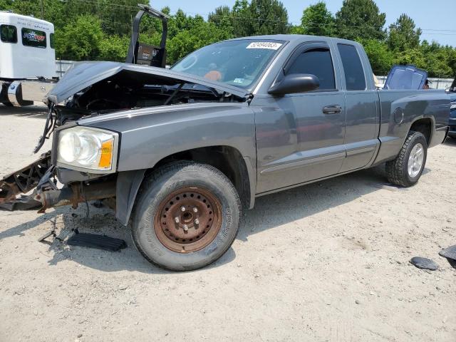 DODGE DAKOTA SLT 2005 with VIN 1D7HE42KX5S138284 - Photo from auction