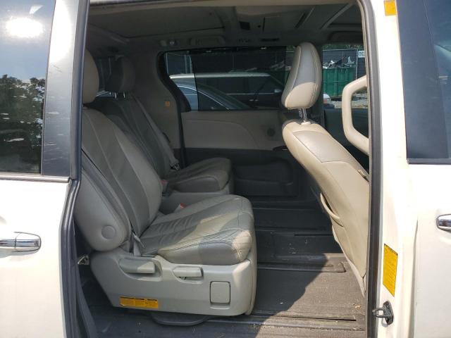 Photo 11 from auction – 2011 TOYOTA SIENNA XLE with VIN 5TDDK3DC1BS015253