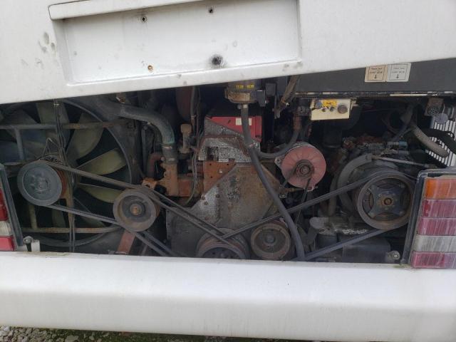 Photo 7 from auction – 2001 VAN HOOL T2100 with VIN YE2TC13B212044228