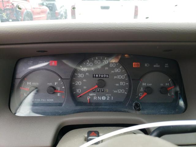 Photo 9 from auction – 2002 MERCURY GRAND MARQ with VIN 2MEFM75W62X608127