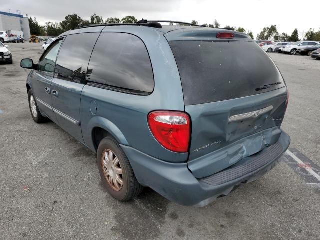 Photo 2 from auction – 2005 CHRYSLER TOWN & COU with VIN 2C4GP54L05R157858