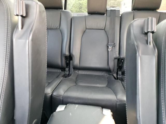 Photo 10 from auction – 2016 LAND ROVER LR4 HSE LU with VIN SALAK2V66GA809247