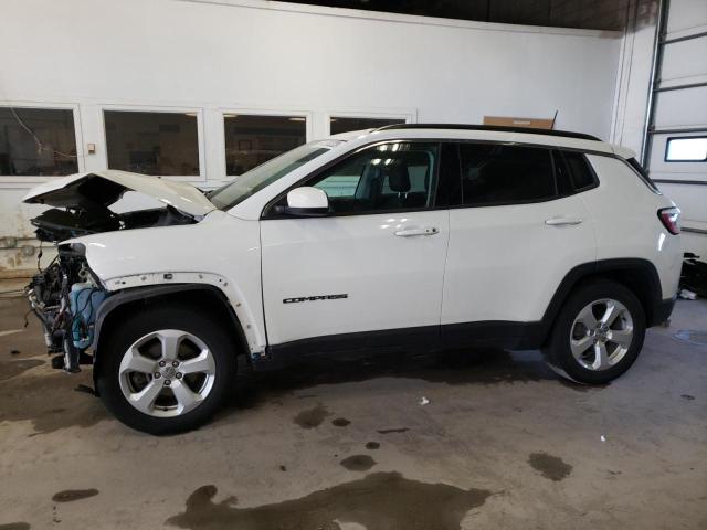 JEEP COMPASS LA 2019 with VIN 3C4NJDBB8KT647793 - Photo from auction