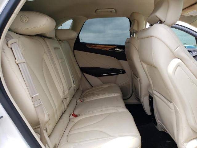 Photo 11 from auction – 2015 LINCOLN MKC with VIN 5LMCJ1A99FUJ04235