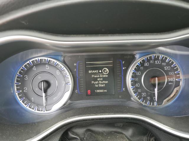 Photo 9 from auction – 2015 CHRYSLER 200 LIMITE with VIN 1C3CCCAB1FN571986