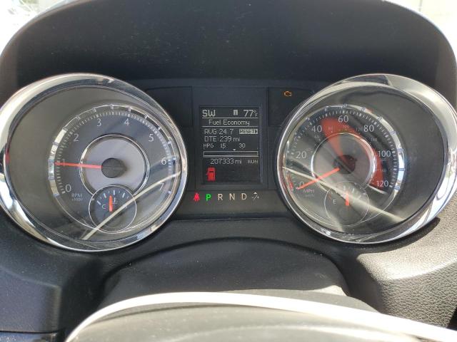 Photo 9 from auction – 2012 CHRYSLER TOWN & COU with VIN 2C4RC1CG7CR143695