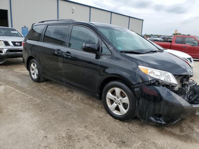 Photo 4 from auction – 2016 TOYOTA SIENNA LE with VIN 5TDKK3DC4GS727285