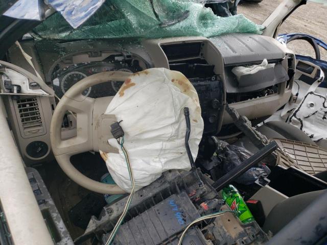 Zdjęcie 8 z aukcji – 2010 FORD ESCAPE XLS z VIN 1FMCU0C78AKD05175