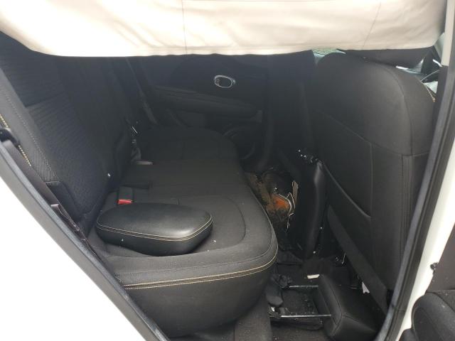 Photo 10 from auction – 2015 KIA SOUL + with VIN KNDJP3A56F7163666