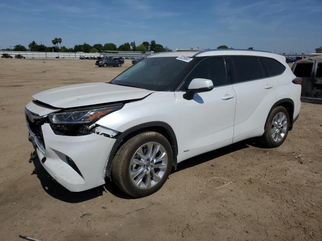 TOYOTA HIGHLANDER 2022 with VIN 5TDXBRCH3NS544320 - Photo from auction