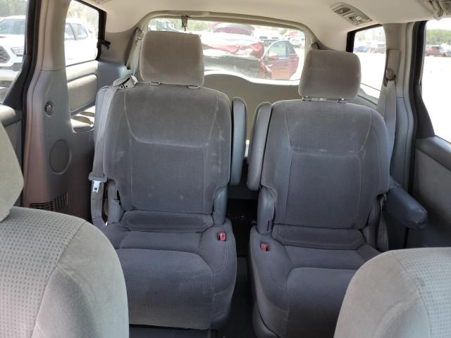 Photo 10 from auction – 2004 TOYOTA SIENNA CE with VIN 5TDZA23C04S092641