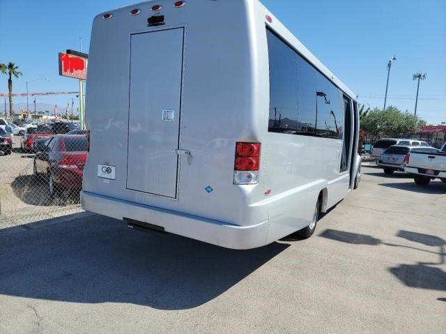صورة رقم 4 من المزاد - 2014 FORD F550 SUPER مع VIN 1FDUF5GY2EEB36760