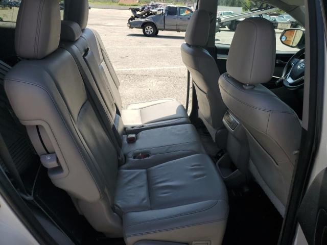 Photo 11 from auction – 2014 TOYOTA HIGHLANDER with VIN 5TDJKRFH2ES031318