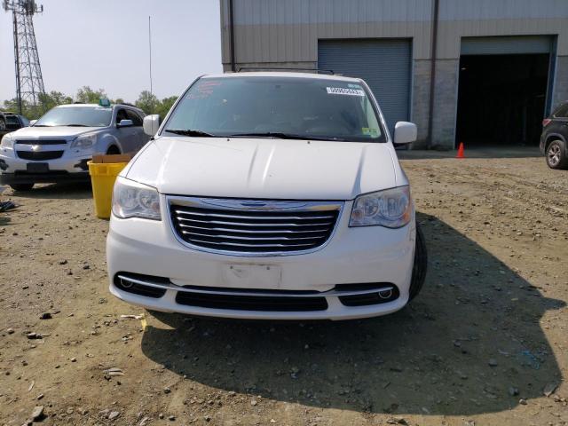 Photo 5 from auction – 2013 CHRYSLER TOWN & COU with VIN 2C4RC1BG4DR744890