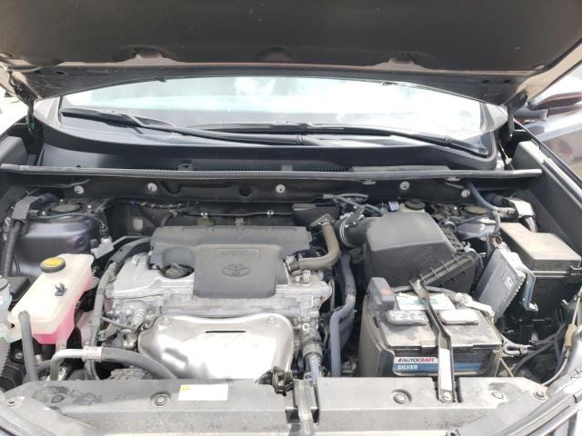 Photo 12 from auction – 2015 TOYOTA RAV4 XLE with VIN 2T3RFREV2FW398590