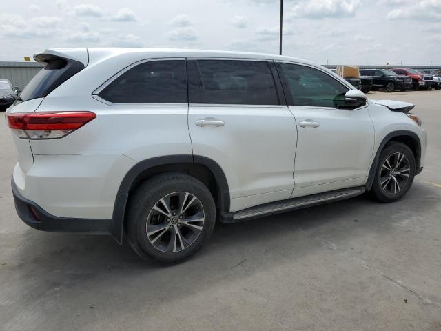 Photo 3 from auction – 2017 TOYOTA HIGHLANDER with VIN 5TDZARFH0HS025110