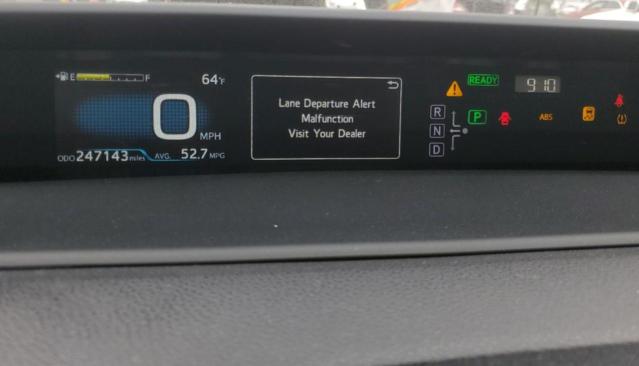 Photo 9 from auction – 2017 TOYOTA PRIUS with VIN JTDKBRFUXH3543478