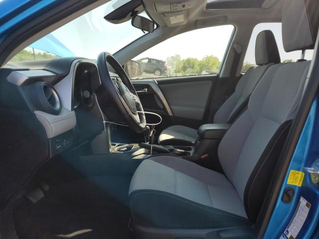 Photo 7 from auction – 2017 TOYOTA RAV4 XLE with VIN JTMRFREV7HD204426