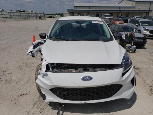 Photo 5 from auction – 2022 FORD ESCAPE S with VIN 1FMCU0F67NUB26431