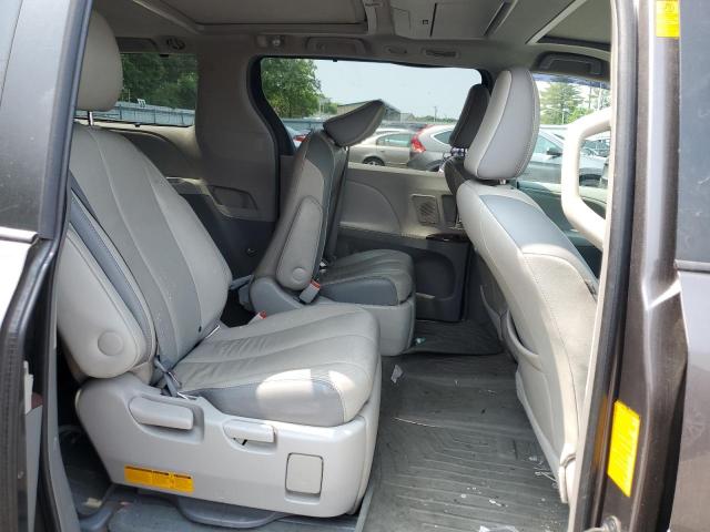 Photo 11 from auction – 2013 TOYOTA SIENNA XLE with VIN 5TDDK3DC3DS062156
