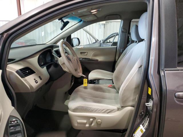 Photo 7 from auction – 2011 TOYOTA SIENNA LE with VIN 5TDJK3DC4BS011555