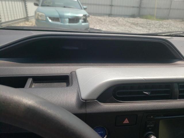 Photo 9 from auction – 2012 TOYOTA PRIUS C with VIN JTDKDTB36C1002758