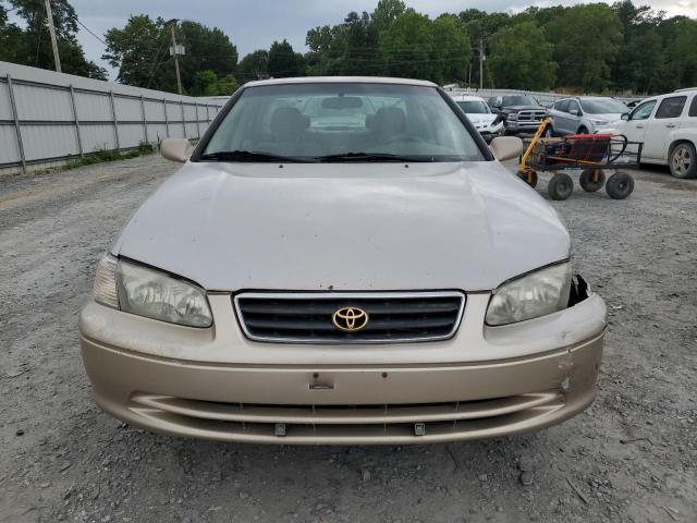 Photo 5 from auction – 2000 TOYOTA CAMRY CE with VIN 4T1BG22K0YU690282