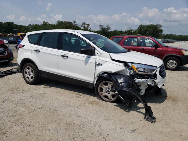 Foto 4 de la subasta – 2017 FORD ESCAPE S con VIN 1FMCU0F76HUB74273