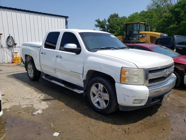 Foto 4 de la subasta – 2007 CHEVROLET SILVERADO con VIN 2GCEC13JX71508479