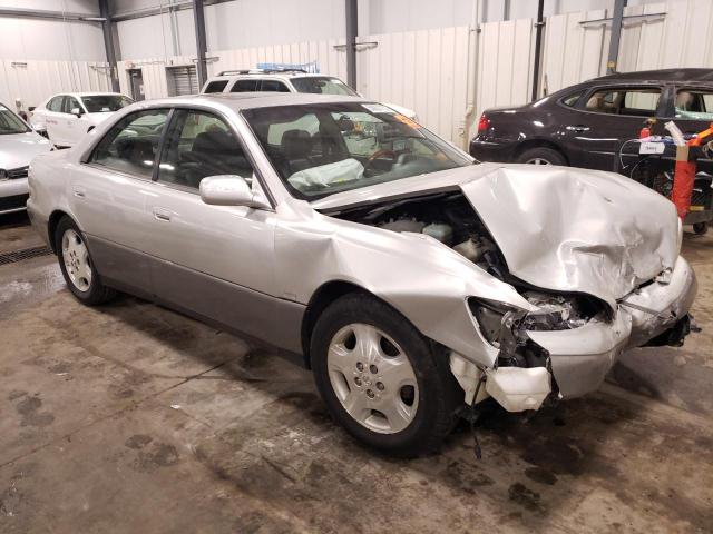 Photo 4 from auction – 2000 LEXUS ES 300 with VIN JT8BF28G8Y5097286