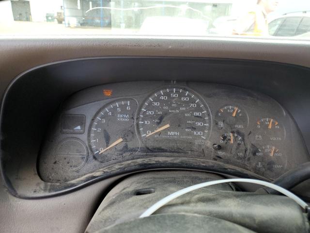 Photo 9 from auction – 2000 CHEVROLET SILVERADO with VIN 1GCEK19T7YE253561