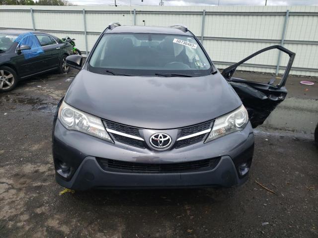 Photo 5 from auction – 2015 TOYOTA RAV4 LE with VIN JTMBFREV1FJ020244