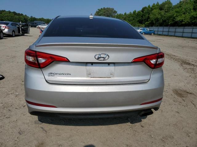 Photo 6 from auction – 2017 HYUNDAI SONATA SE with VIN 5NPE24AF4HH486790