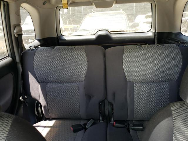 Photo 10 from auction – 2004 TOYOTA RAV4 with VIN JTEHD20V140034366