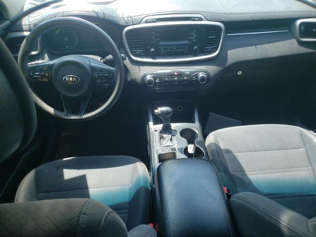 Photo 8 from auction – 2016 KIA SORENTO LX with VIN 5XYPG4A32GG015033