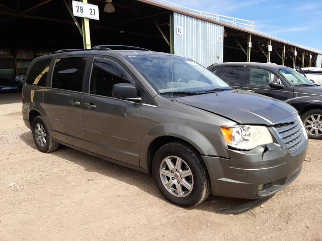Photo 4 from auction – 2010 CHRYSLER TOWN & COU with VIN 2A4RR2D19AR454406