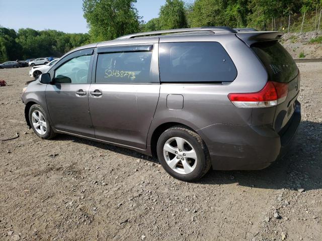 Photo 2 from auction – 2013 TOYOTA SIENNA LE with VIN 5TDKK3DC3DS342618