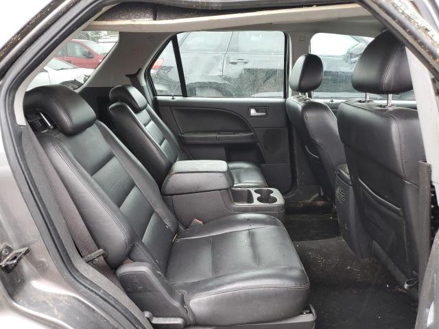 Photo 10 from auction – 2005 FORD FREESTYLE with VIN 1FMZK061X5GA72576
