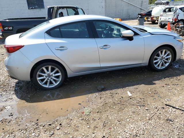 Photo 3 from auction – 2017 MAZDA 3 TOURING with VIN JM1BN1V75H1106276