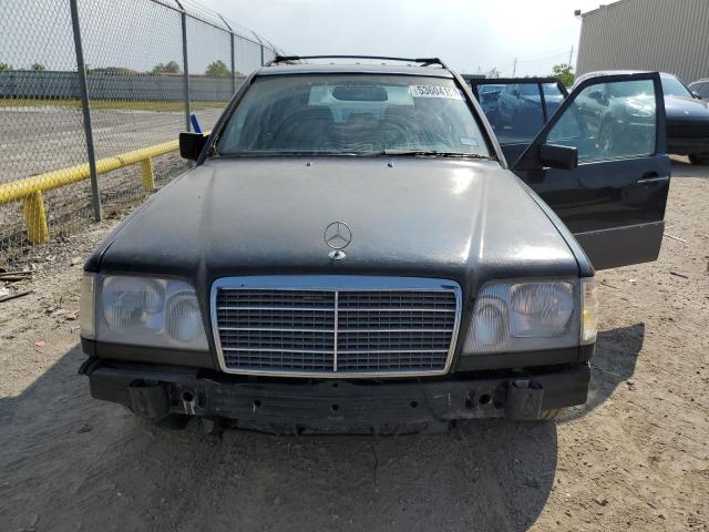 Photo 5 from auction – 1995 MERCEDES-BENZ E 320 with VIN WDBEA92E7SF299419