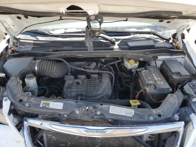 Photo 12 from auction – 2014 CHRYSLER TOWN & COU with VIN 2C4RC1BG7ER360068