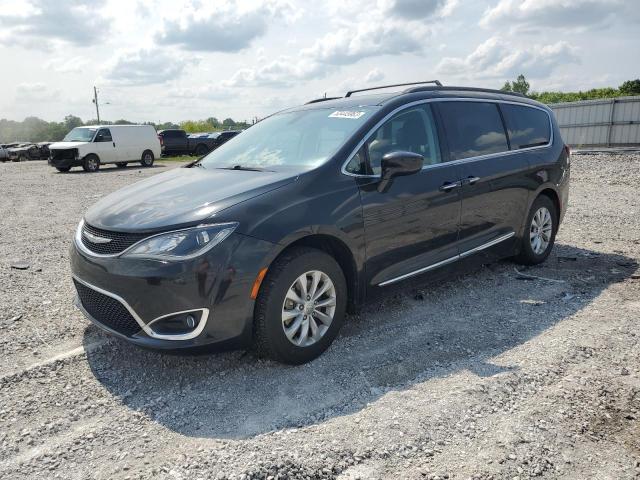 CHRYSLER PACIFICA T 2017 with VIN 2C4RC1BG1HR642694 - Photo from auction