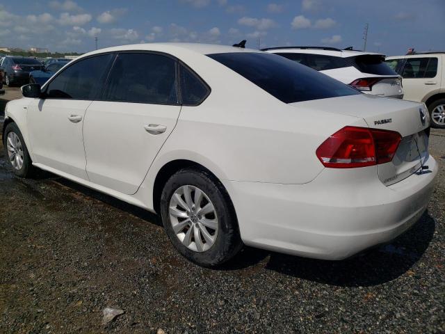 Photo 2 from auction – 2014 VOLKSWAGEN PASSAT S with VIN 1VWAT7A3XEC076437